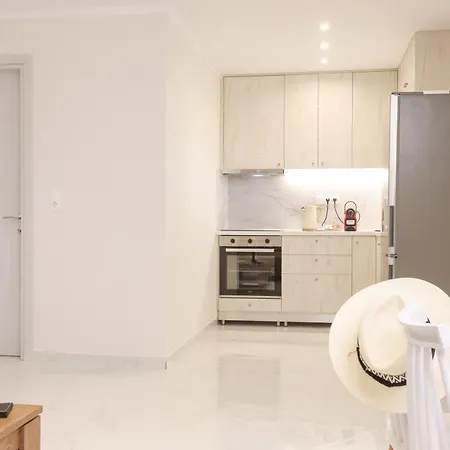 Rena's House By Corfuescapes Appartement